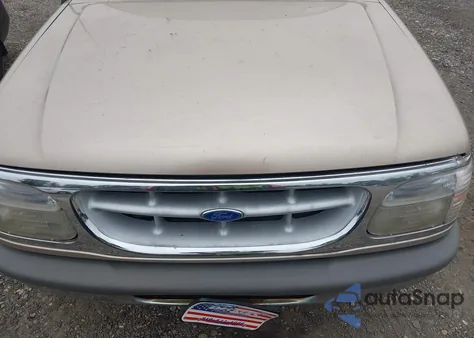 1996 Ford Explorer from USA, damaged, VIN 1FMDU35P9TUD18916